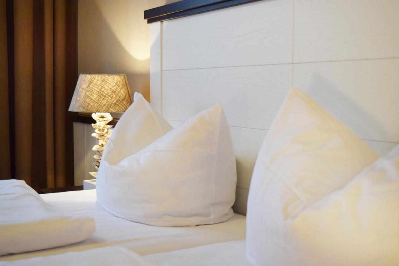 Hotel Strandschloesschen Lubeka Zewnętrze zdjęcie