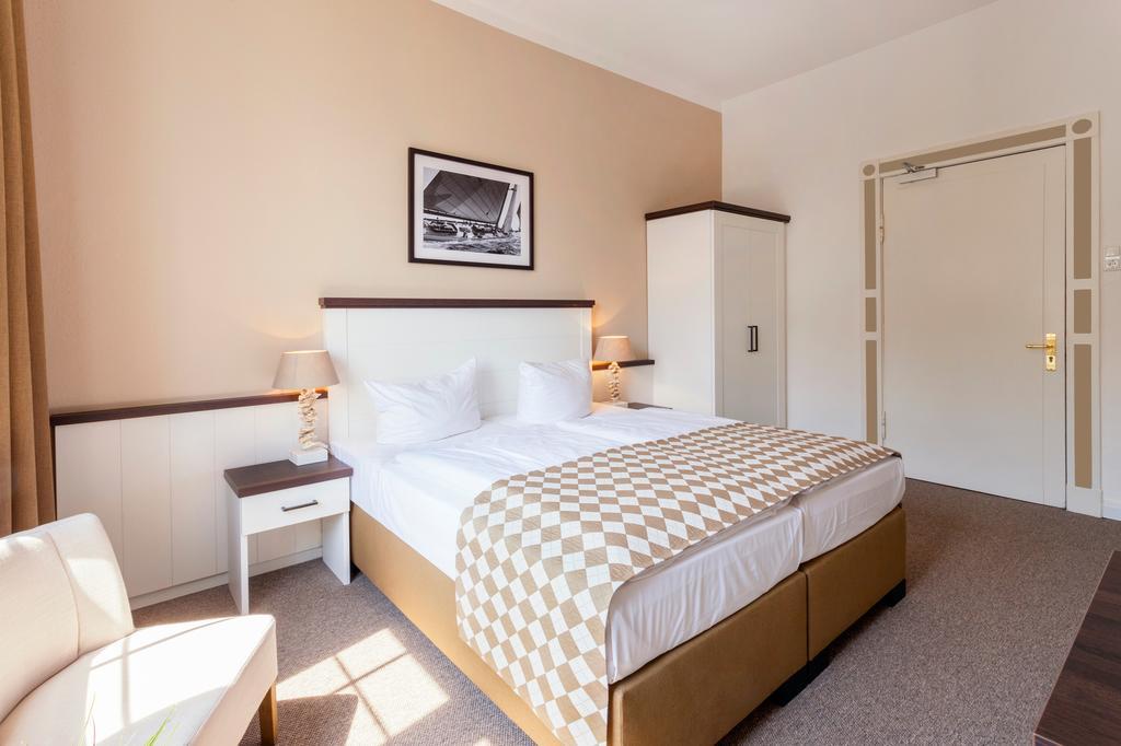 Hotel Strandschloesschen Lubeka Zewnętrze zdjęcie